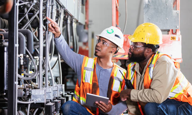 Best Local Electrician Companies  in Campton Hls, IL