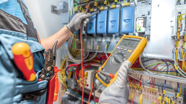 Best Emergency Electrical Repair  in Campton Hls, IL