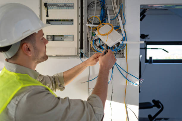 Best Electrical Outlet Repair  in Campton Hls, IL